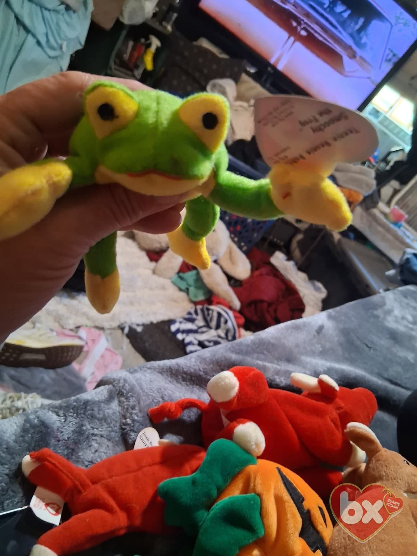 Legs — Ty Beanie Baby frog (1998) (photo 4)